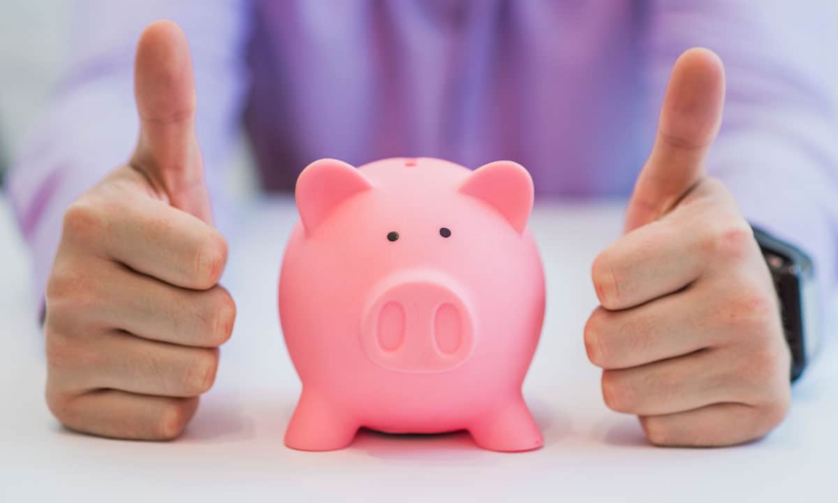 AFORES COBRARÁN MENOS EN 2026.